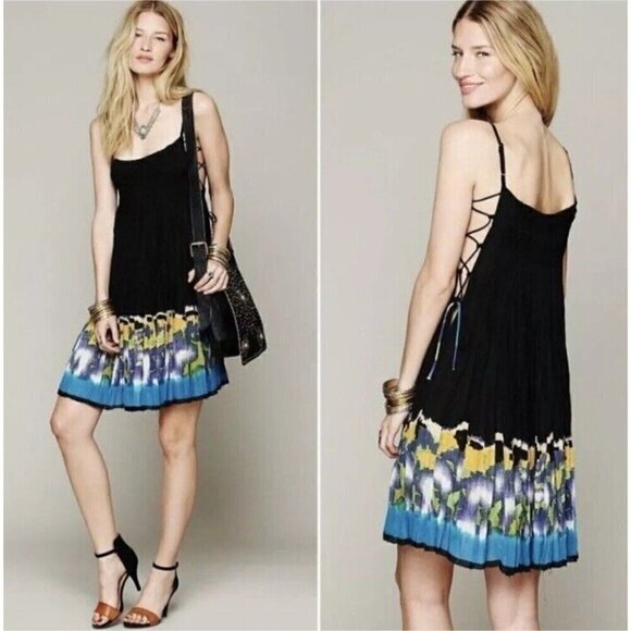 Free People Dresses & Skirts - Free People One Imperial Palm Pintuck Printed Boho Artsy Dress Date Night XS